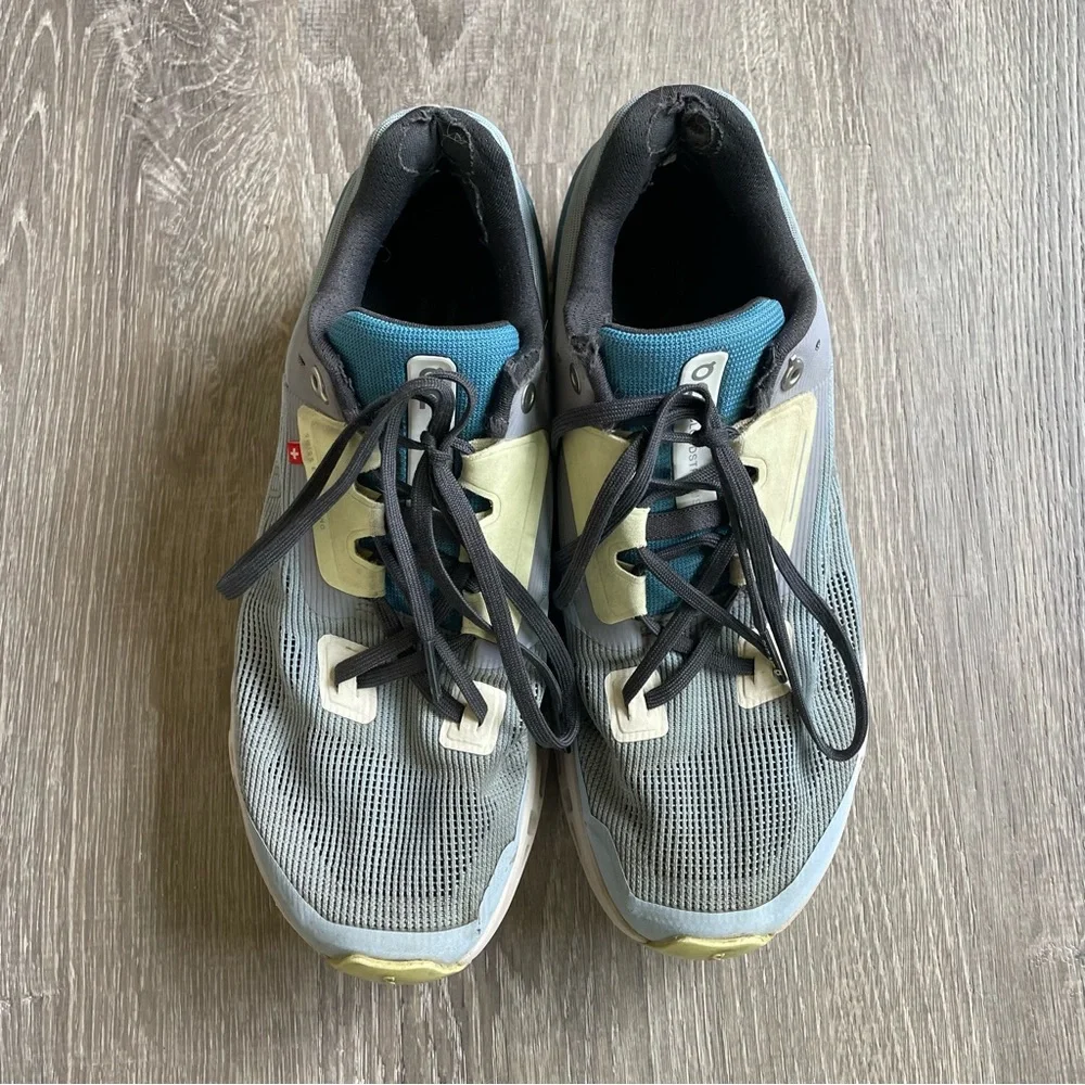 On Cloud Cloudstratus Sneakers Women’s Size 8 - Picture 2 of 6